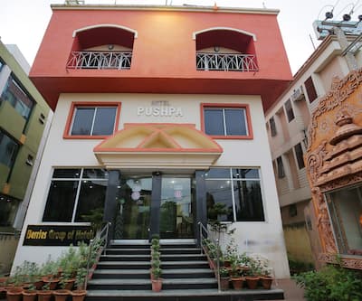 https://imgcld.yatra.com/ytimages/image/upload/t_hotel_yatra_city_desktop/v1478163636/Domestic Hotels/Hotels_Puri/Hotel Pushpa (Berries Group of Hotels)/FRONT_VIEW_3.jpg